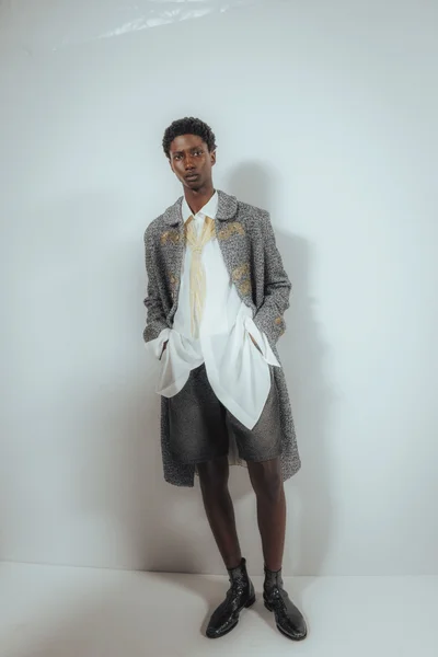 Look 10